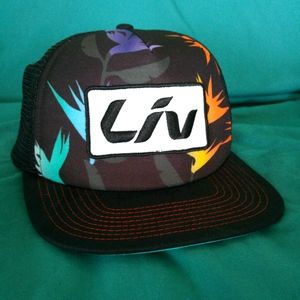 Liv cycling unisex trucker hat